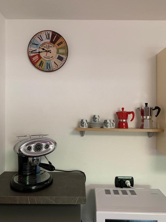 Casa Vacanze Anais Nus Bagian luar foto